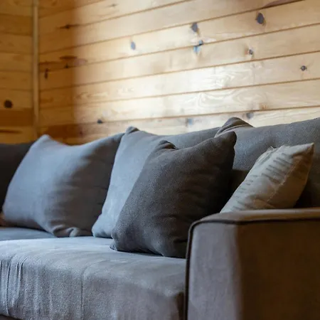 Deniri * 兹拉蒂博尔