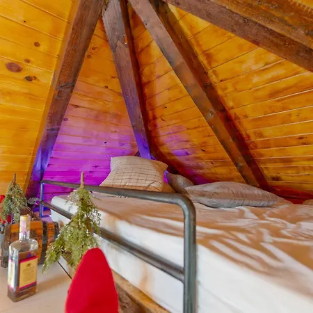 别墅 Deniri 兹拉蒂博尔