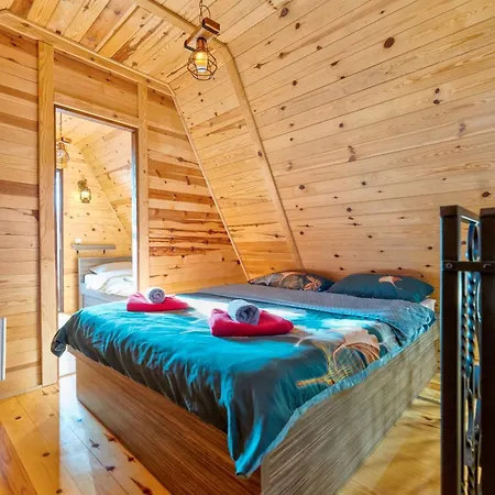 Deniri 兹拉蒂博尔