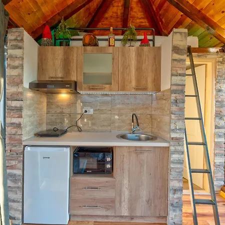 别墅 Deniri 兹拉蒂博尔