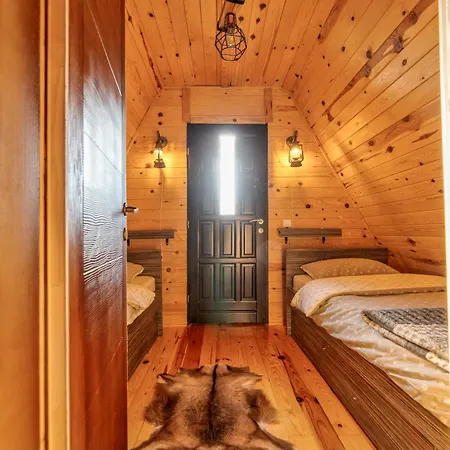 Deniri * 兹拉蒂博尔